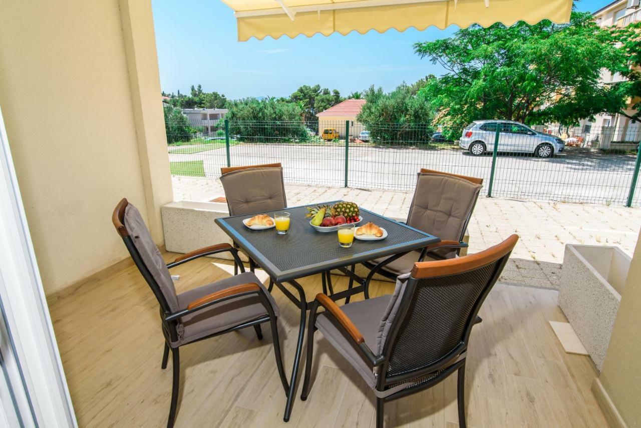 Apartments Leone Lukas Promajna Ngoại thất bức ảnh