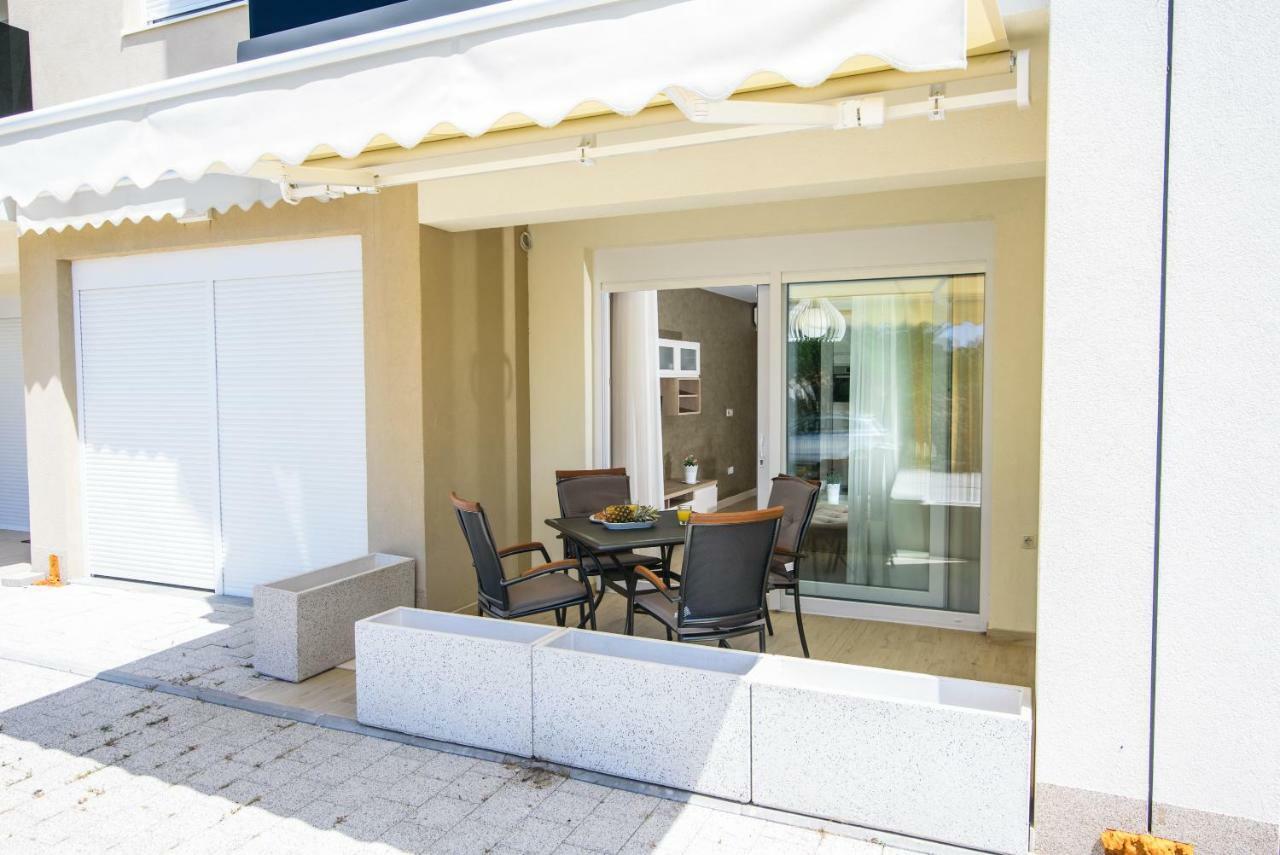 Apartments Leone Lukas Promajna Ngoại thất bức ảnh